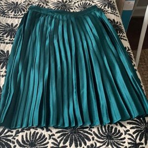 Emerald Green Midi Skirt!